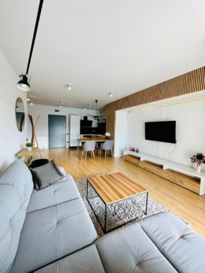 Kharisma Apartment-Free Parking-Ultracentral